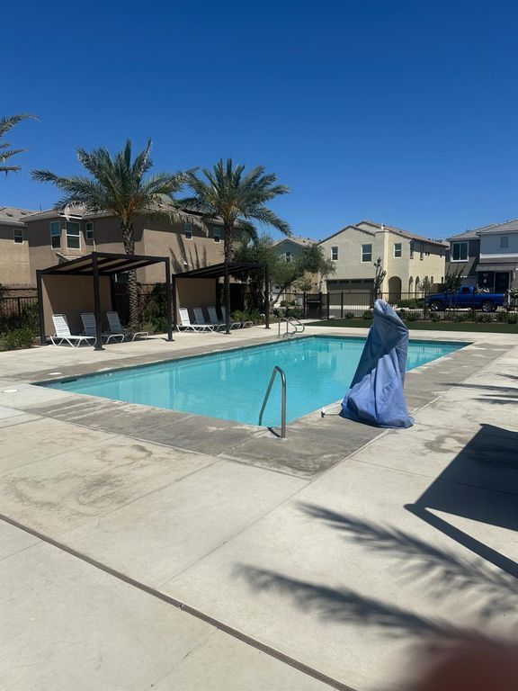 Image 30 of property listing at 1108 W Encore Way W, Madera, CA 93636