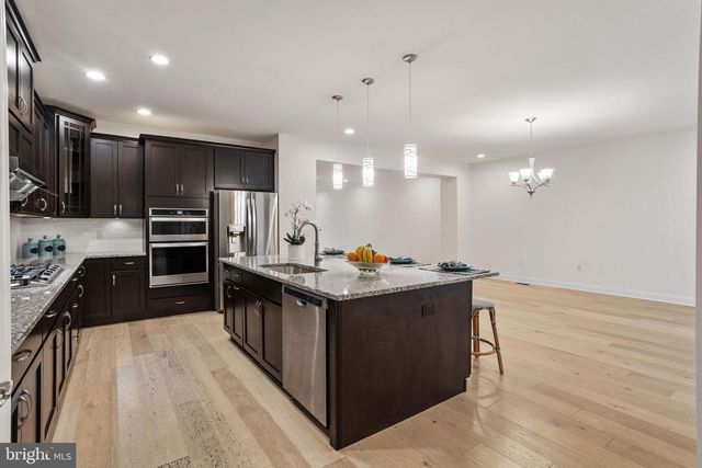 19 MAGPIE LN, Princeton, NJ 08540