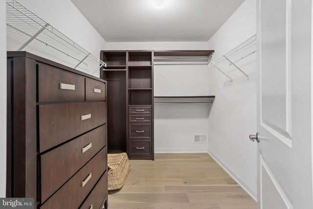 19 MAGPIE LN, Princeton, NJ 08540