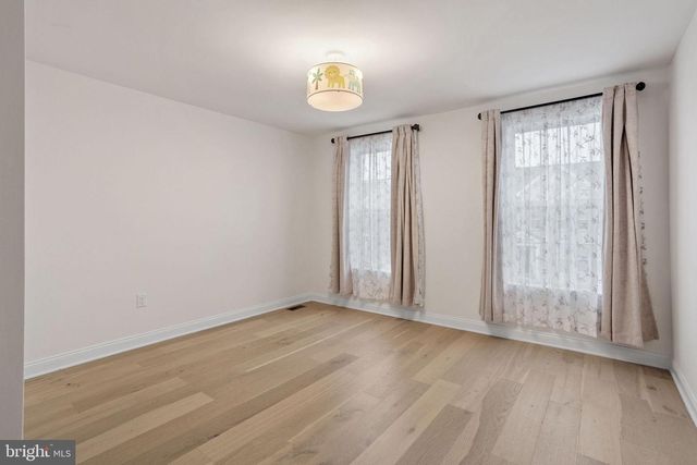 19 MAGPIE LN, Princeton, NJ 08540