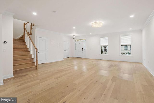 19 MAGPIE LN, Princeton, NJ 08540