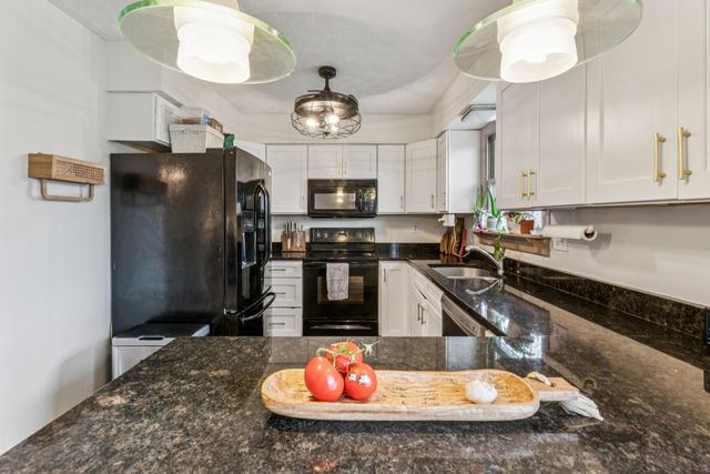 1381 Brentfield Place, Columbus, OH 43228