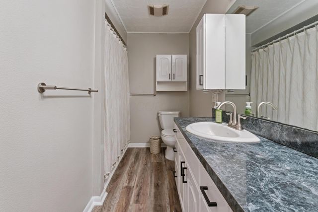 1381 Brentfield Place, Columbus, OH 43228