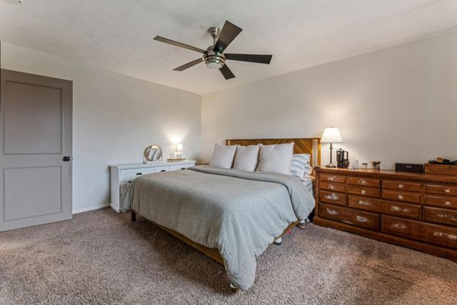 1381 Brentfield Place, Columbus, OH 43228