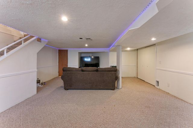 1381 Brentfield Place, Columbus, OH 43228