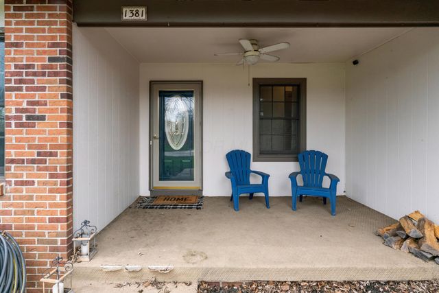 1381 Brentfield Place, Columbus, OH 43228