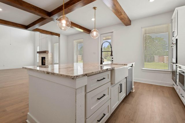 5625 Marigold Mile Drive, Magnolia, TX 77354