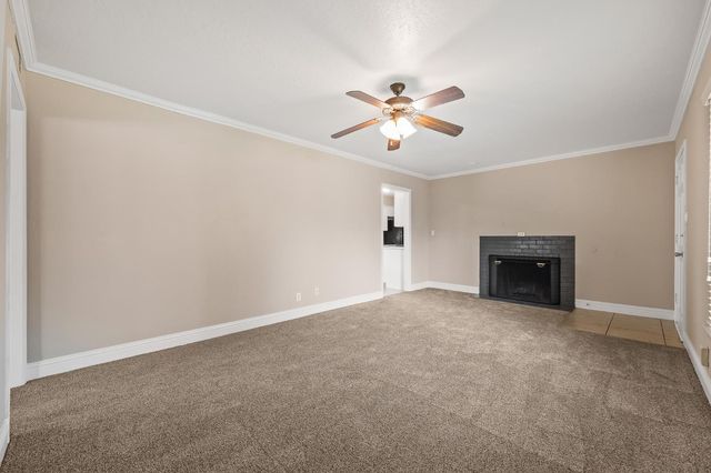 1213 E Saginaw Way, Fresno, CA 93704