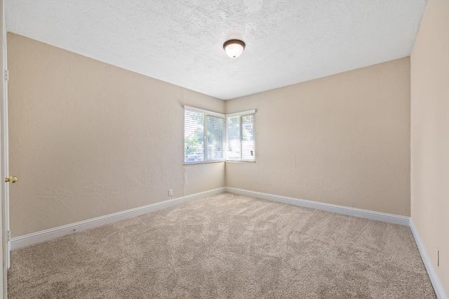 1213 E Saginaw Way, Fresno, CA 93704