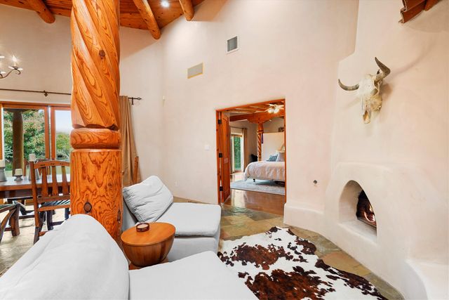 11 Koontz Road, Corrales, NM 87048