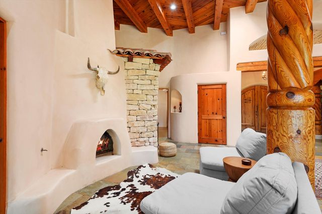 11 Koontz Road, Corrales, NM 87048