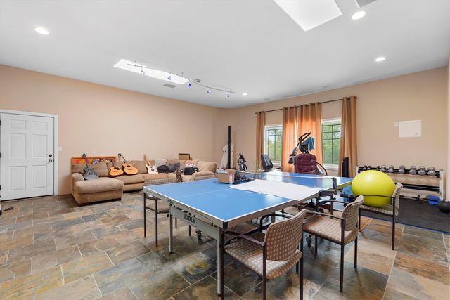 11 Koontz Road, Corrales, NM 87048