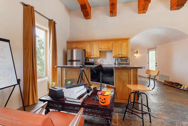 11 Koontz Road, Corrales, NM 87048