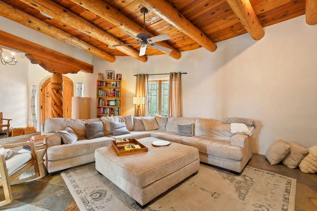 11 Koontz Road, Corrales, NM 87048