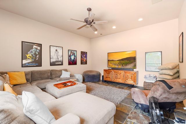 11 Koontz Road, Corrales, NM 87048