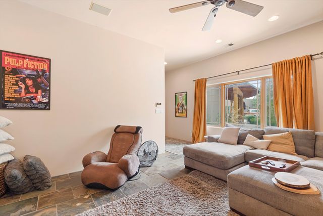 11 Koontz Road, Corrales, NM 87048