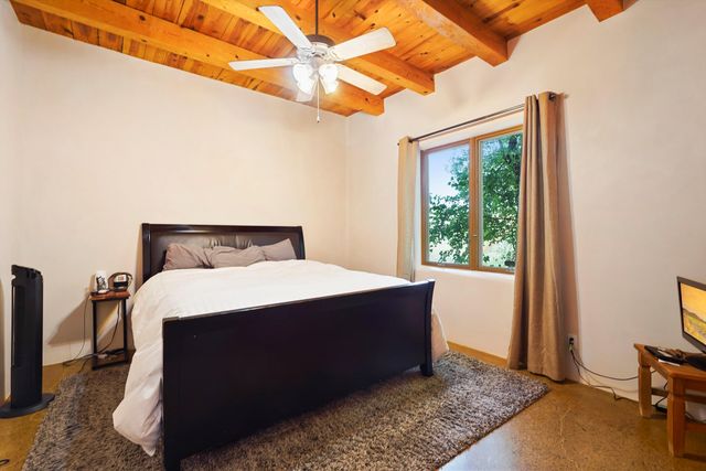 11 Koontz Road, Corrales, NM 87048