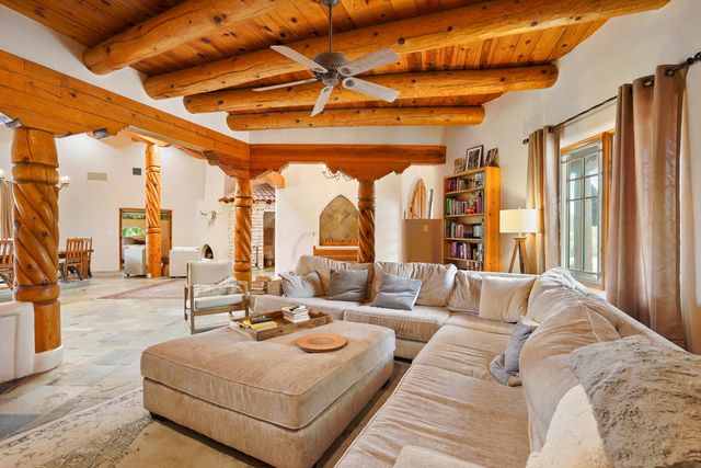 11 Koontz Road, Corrales, NM 87048