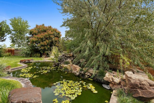 11 Koontz Road, Corrales, NM 87048