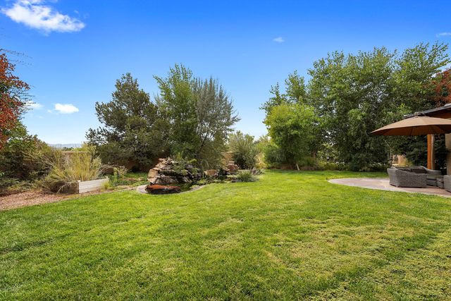 11 Koontz Road, Corrales, NM 87048