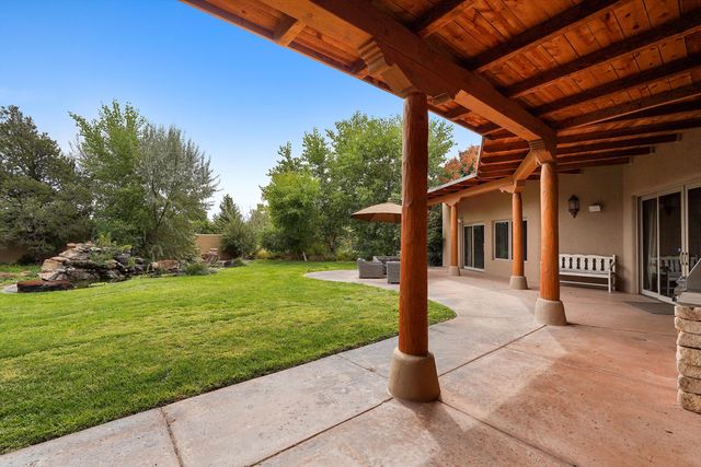 11 Koontz Road, Corrales, NM 87048