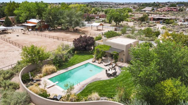 11 Koontz Road, Corrales, NM 87048