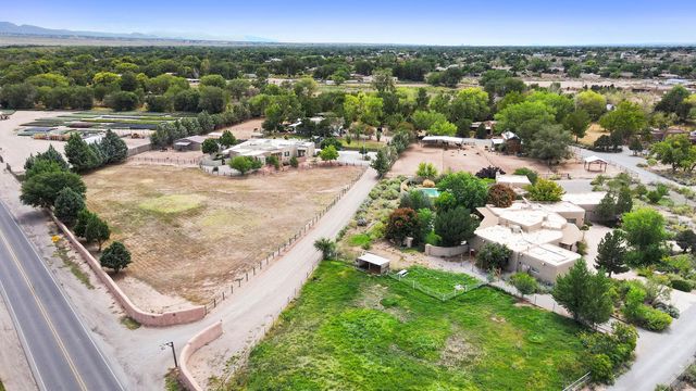 11 Koontz Road, Corrales, NM 87048