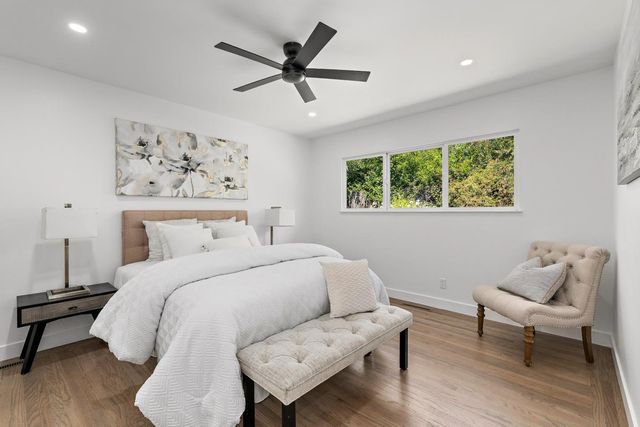 1203 Annapolis Drive, San Mateo, CA 94403