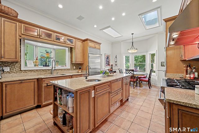 170 Judd Road, Easton, CT 06612