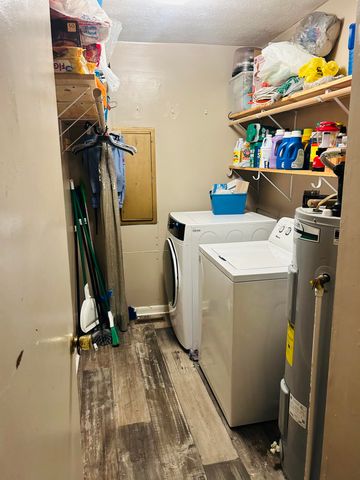 1831 Fishtrap Road, Manchester, KY 40962