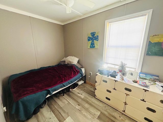 1831 Fishtrap Road, Manchester, KY 40962