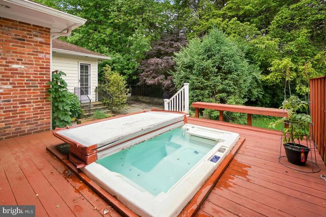 7214 POMANDER LN, Chevy Chase, MD 20815