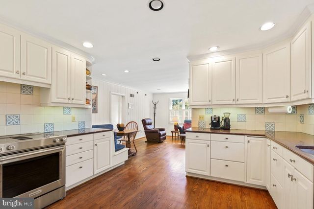 7214 POMANDER LN, Chevy Chase, MD 20815