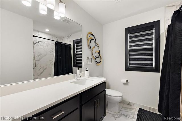 1283 Bloomingdale Drive, Troy, MI 48085
