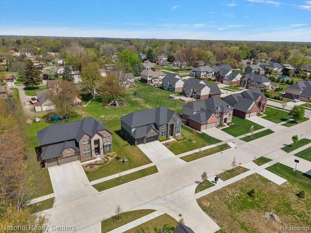 1283 Bloomingdale Drive, Troy, MI 48085