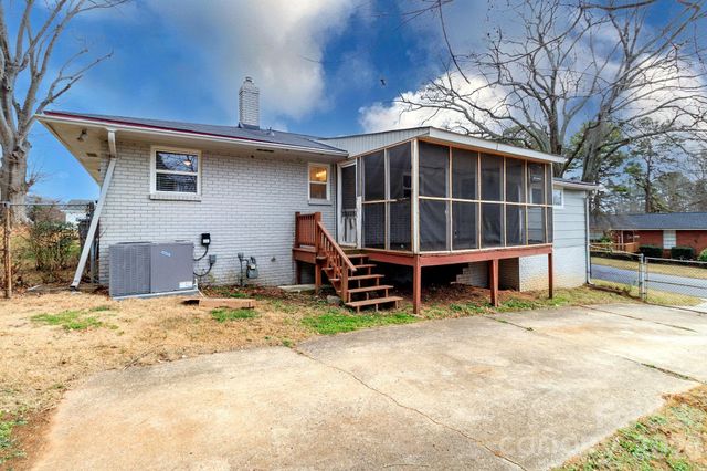 1701 Irma Street, Charlotte, NC 28216