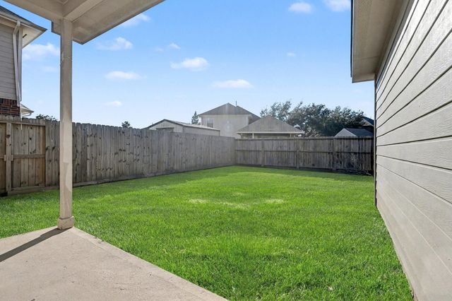8003 Berkely Court, Baytown, TX 77521