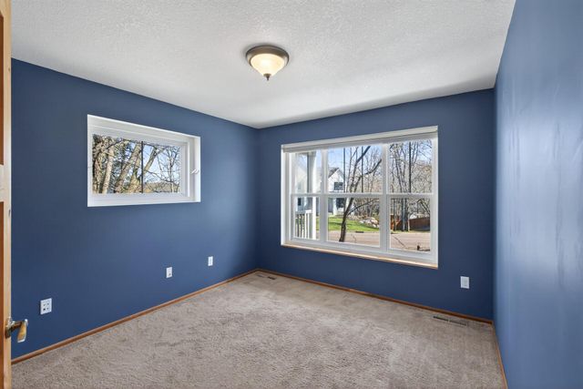 13593 Embry Way, Apple Valley, MN 55124