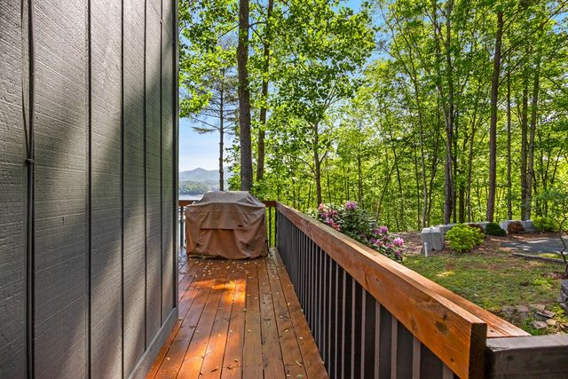87 Snowbird Lane, Murphy, NC 28906