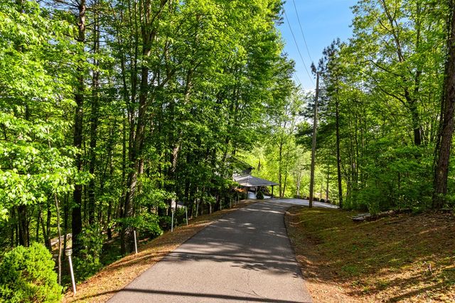 87 Snowbird Lane, Murphy, NC 28906