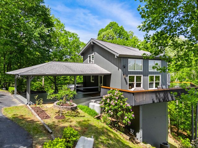 87 Snowbird Lane, Murphy, NC 28906