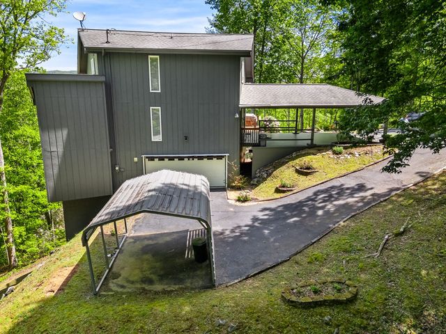87 Snowbird Lane, Murphy, NC 28906