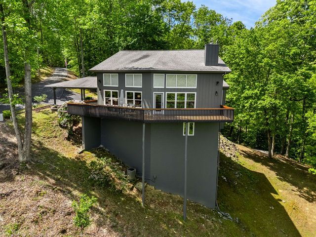 87 Snowbird Lane, Murphy, NC 28906