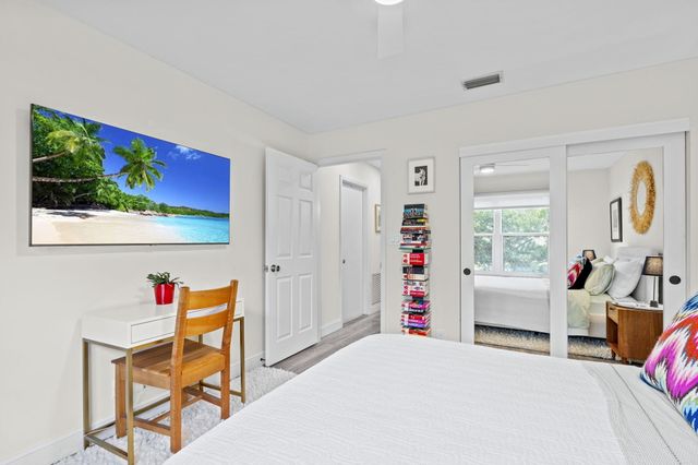 2474 Bedford Mews Drive, Wellington, FL 33414