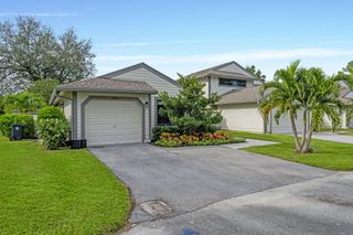 2474 Bedford Mews Drive, Wellington, FL 33414