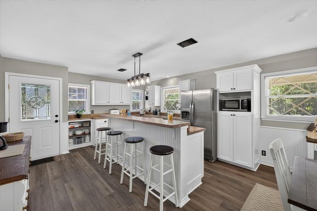 6008 County Road 907, Godley, TX 76044
