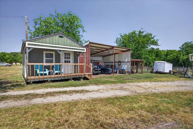 6008 County Road 907, Godley, TX 76044