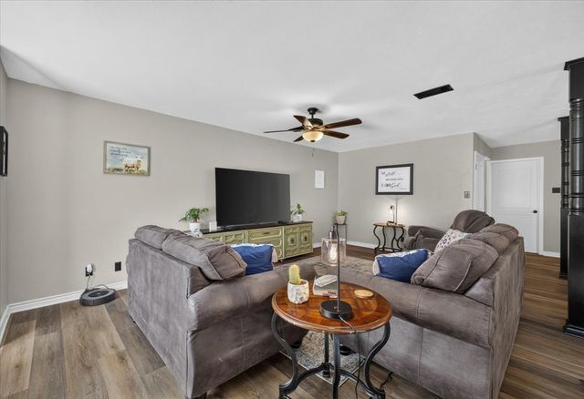 6008 County Road 907, Godley, TX 76044