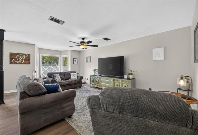 6008 County Road 907, Godley, TX 76044