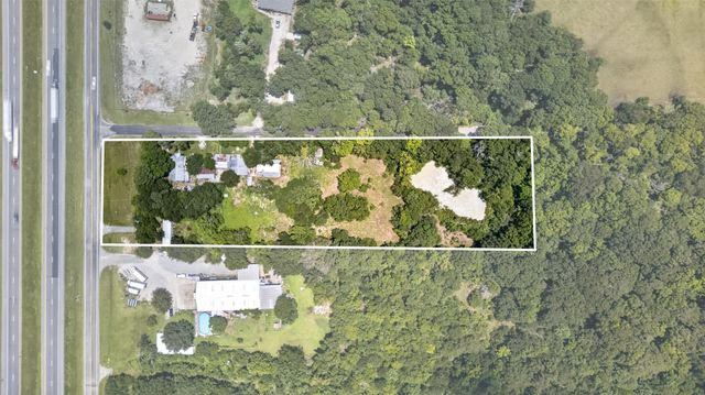 130 County Road 3102, Greenville, TX 75402